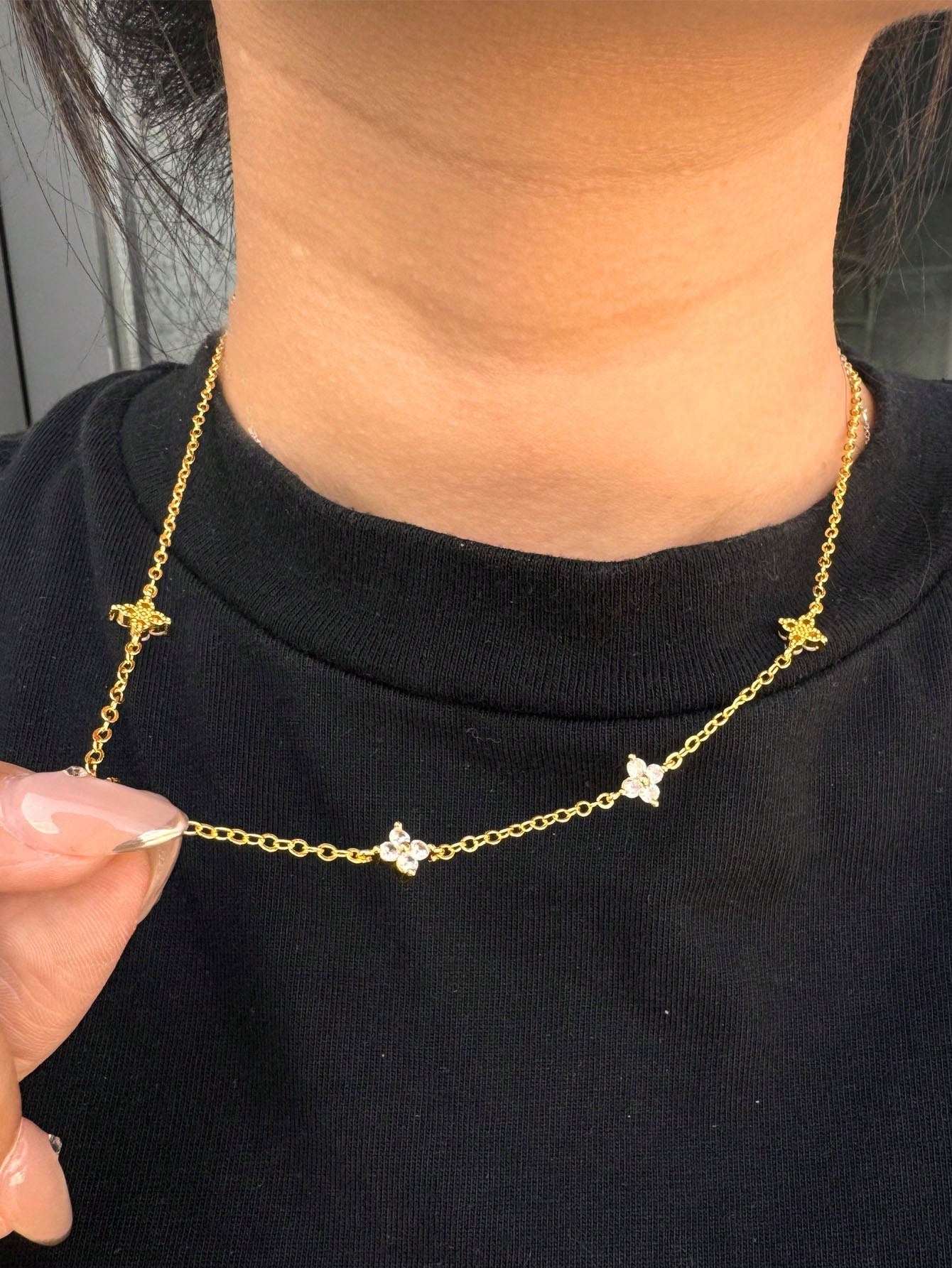 Collier pendentif quadrilobé zircone cubique
